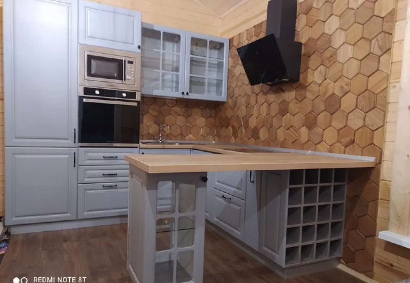 Кухни на заказ с профессиональным монтажом и гарантией